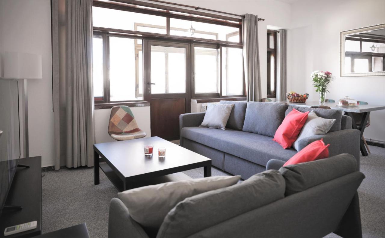 Modern 2 Bedroom Apartment Next To Metro - Marousi Atenas Exterior foto