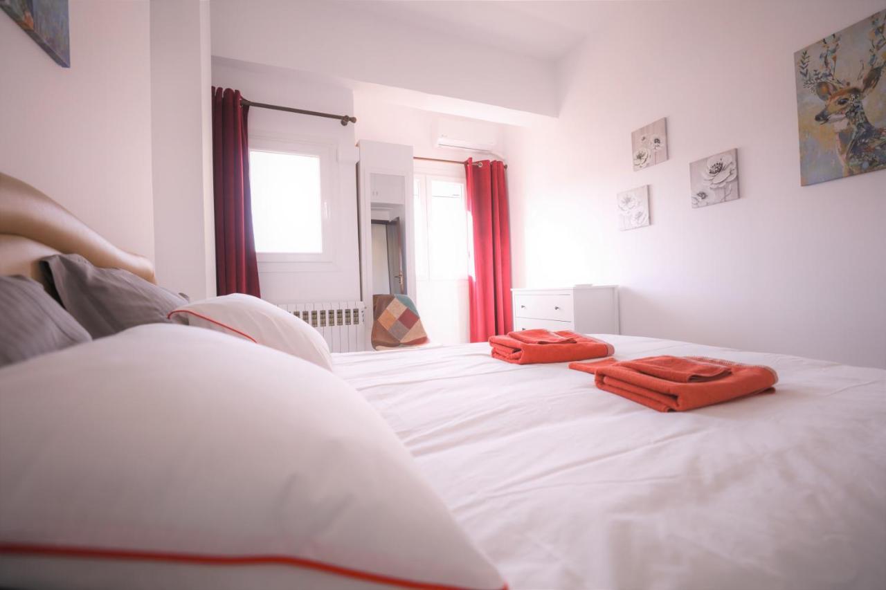 Modern 2 Bedroom Apartment Next To Metro - Marousi Atenas Exterior foto