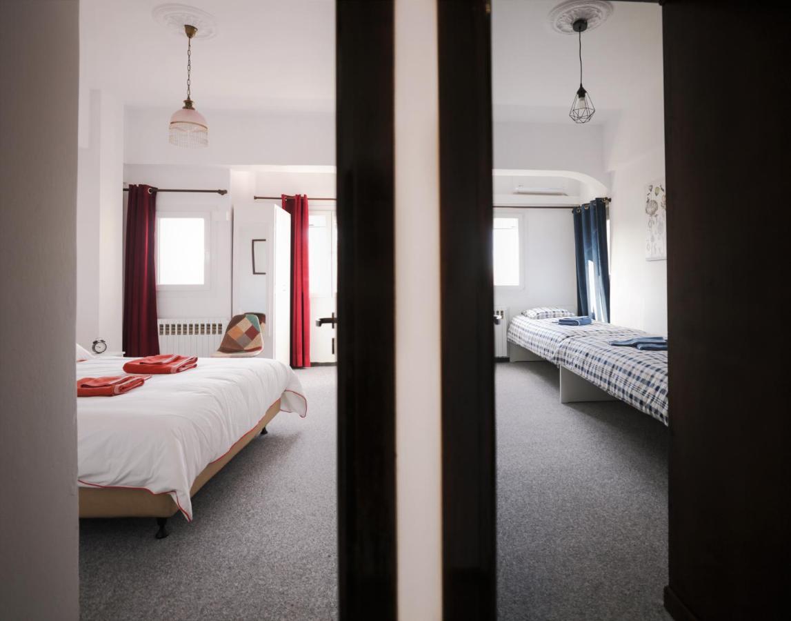 Modern 2 Bedroom Apartment Next To Metro - Marousi Atenas Exterior foto